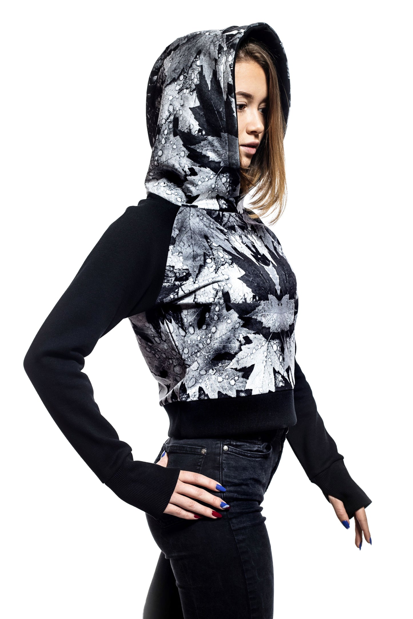 Damen Cropped Hoodie - Sweatshirt mit langen Raglanärmeln und rundem Ausschnitt