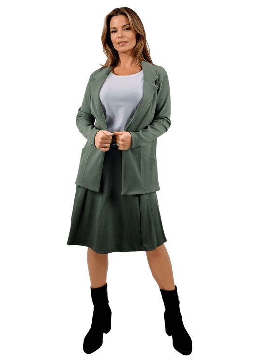 Damenblazer – Jacke mit einem Knopf und zwei Taschen