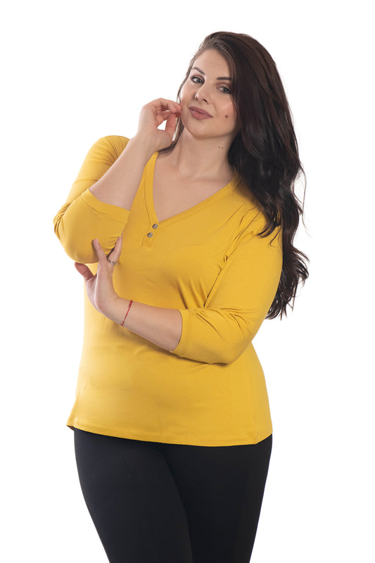 Damen Bluse - T-Shirt mit 3/4 Ärmeln und spitzem Ausschnitt mit zwei Zierknöpfen