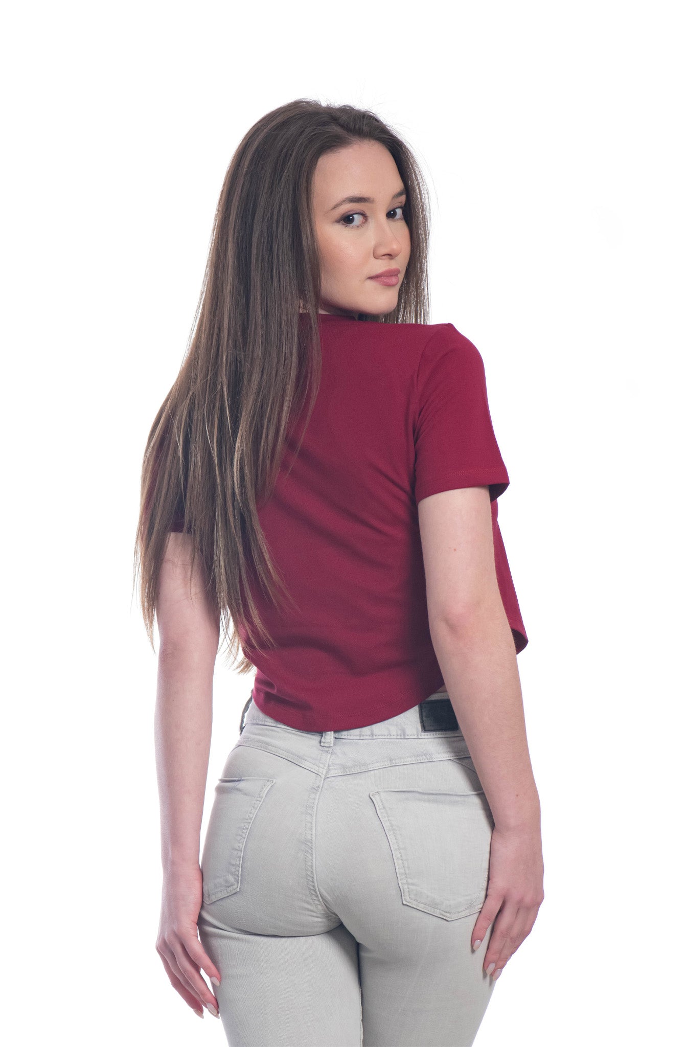 Дамска кроп топ тениска с къс ръкав обло деколте - Decade.shop