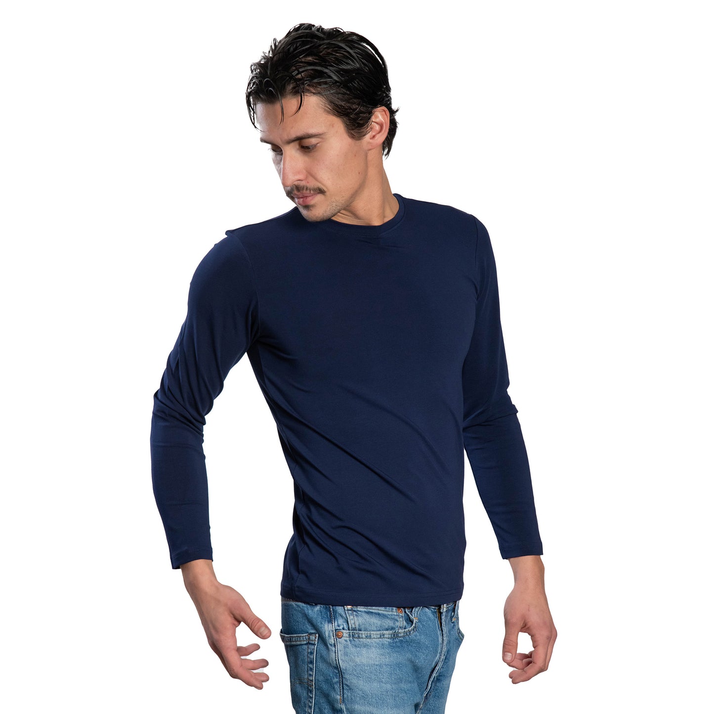 Мъжка  тениска с дълъг ръкав обло деколте - Decade.shop