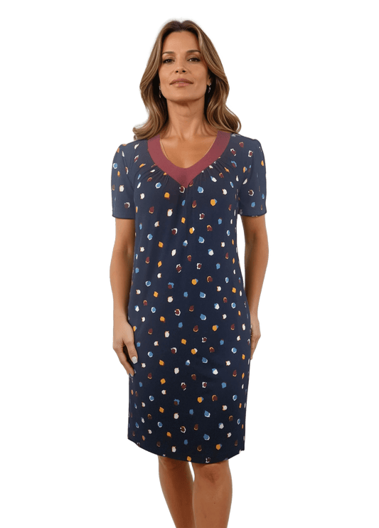 Damenkleid mit kurzen Ärmeln und tiefem Ausschnitt