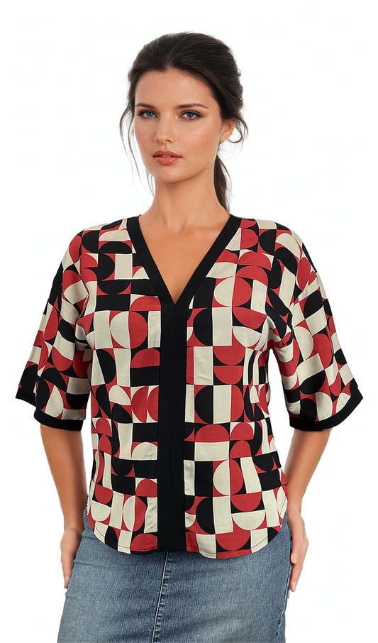 Damenbluse mit 3/4-Arm und hohem Ausschnitt