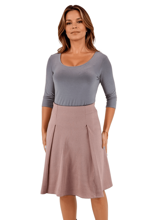 Дамска пола  с широк колан